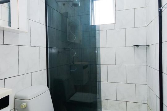 Banheiro de apartamento à venda com 1 quarto, 48m² em Macedo, Guarulhos