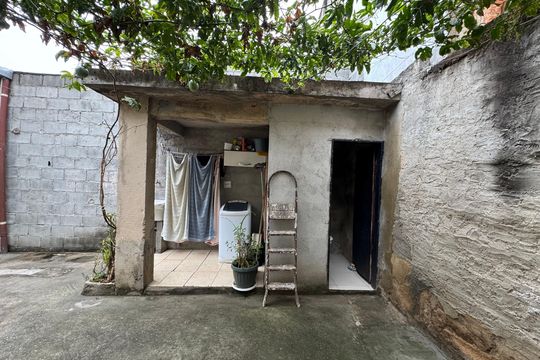 Quintal de casa para alugar com 2 quartos, 240m² em Vila Yolanda, Osasco