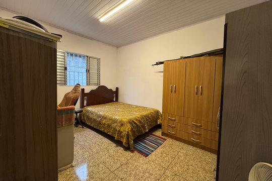Quarto 1 de casa para alugar com 2 quartos, 240m² em Vila Yolanda, Osasco