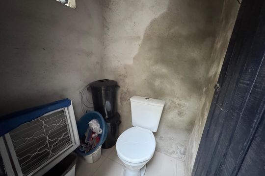 Banheiro 2 de casa para alugar com 2 quartos, 240m² em Vila Yolanda, Osasco