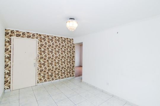 Sala de apartamento à venda com 1 quarto, 49m² em Jardim Cocaia, Guarulhos