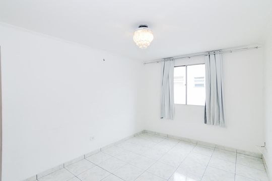 Apartamento à venda com 1 quarto, 49m² em Jardim Cocaia, Guarulhos
