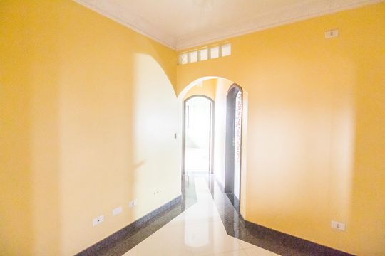 Corredor de apartamento para alugar com 3 quartos, 250m² em Parque dos Camargos, Barueri