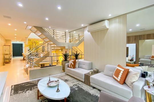 Casa de Condomínio à venda com 4 quartos, 600m² em Tucuruvi, São Paulo