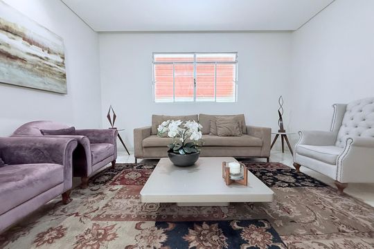 Sala de casa à venda com 3 quartos, 290m² em Alto Caiçaras, Belo Horizonte