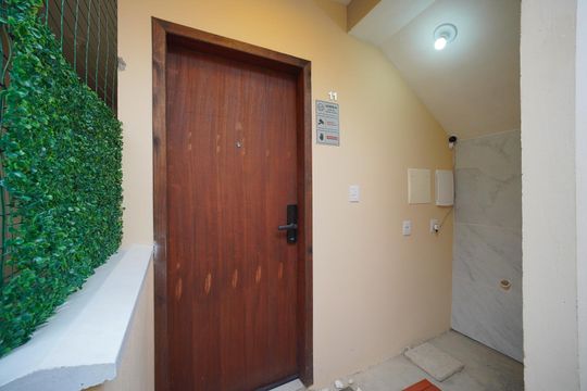 Entrada de casa para alugar com 1 quarto, 30m² em Praia do Santinho, Florianópolis