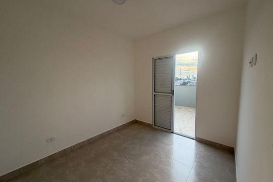 Sala de apartamento à venda com 2 quartos, 85m² em Jardim Caguassu, São Paulo