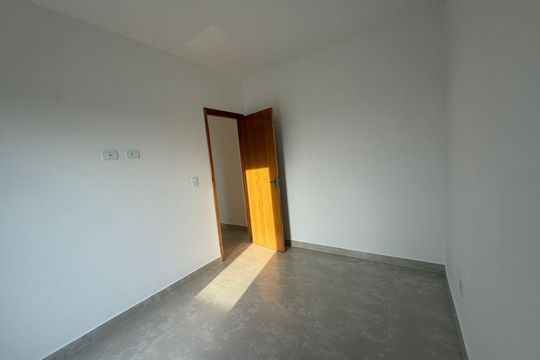 Quarto 1 de apartamento à venda com 2 quartos, 85m² em Jardim Caguassu, São Paulo