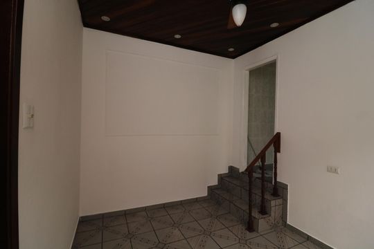 Sala de casa para alugar com 1 quarto, 43m² em Vila Cunha Bueno, São Paulo