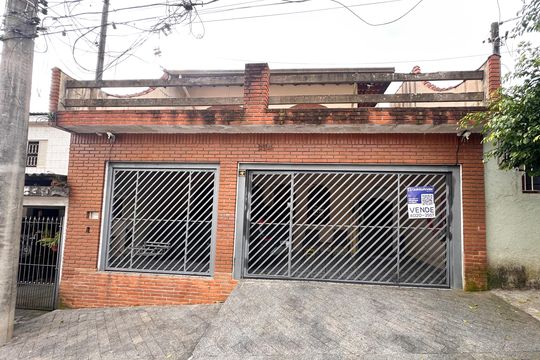 Fachada de casa à venda com 4 quartos, 250m² em Assunção, São Bernardo do Campo