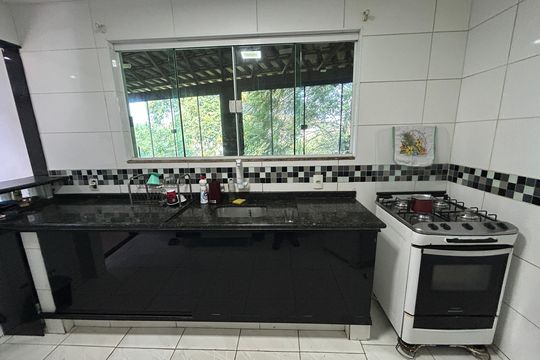 Cozinha de casa à venda com 4 quartos, 200m² em Vila Valqueire, Rio de Janeiro