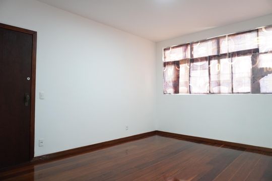 Apartamento para alugar com 3 quartos, 125m² em Carmo, Belo Horizonte