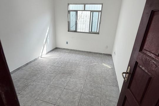Quarto de casa para alugar com 5 quartos, 140m² em Jacarepaguá, Rio de Janeiro