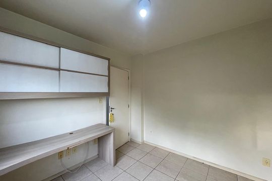 Apartamento para alugar com 2 quartos, 70m² em Vila Nova, Novo Hamburgo