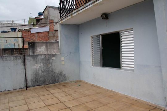 Área externa de casa para alugar com 1 quarto, 89m² em Jardim Sonia Maria, São Paulo