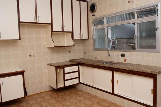 Cozinha de casa para alugar com 1 quarto, 89m² em Jardim Sonia Maria, São Paulo