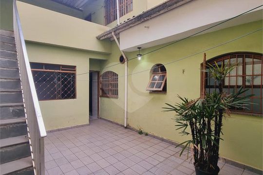Casa à venda com 3 quartos, 176m² em Jardim Colonial, São Paulo