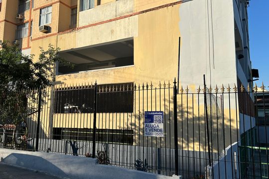 Fachada  de apartamento para alugar com 2 quartos, 65m² em Pilares, Rio de Janeiro