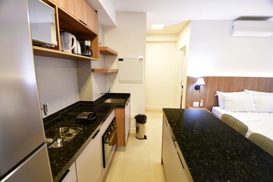 Cozinha de kitnet/studio para alugar com 1 quarto, 46m² em Centro, Campinas