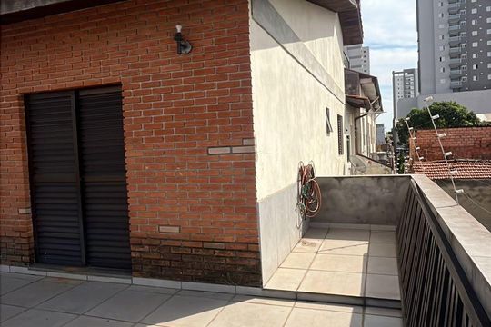 Área externa de casa à venda com 3 quartos, 280m² em Presidente Altino, Osasco