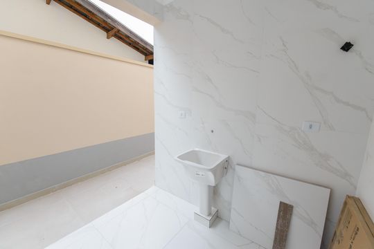Área de Serviço de casa para alugar com 3 quartos, 140m² em Jardim Ana Rosa, Taubaté