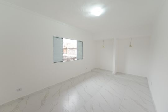 Casa para alugar com 3 quartos, 140m² em Jardim Ana Rosa, Taubaté