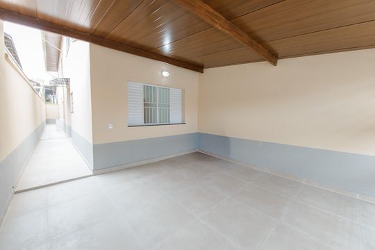Garagem de casa para alugar com 3 quartos, 140m² em Jardim Ana Rosa, Taubaté