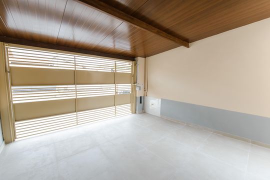 Garagem de casa para alugar com 3 quartos, 140m² em Jardim Ana Rosa, Taubaté