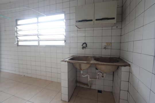 Lavanderia de casa à venda com 2 quartos, 215m² em Jardim Angela (zona Leste), São Paulo
