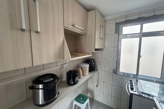 Cozinha de apartamento à venda com 2 quartos, 49m² em Vila Silvia, São Paulo