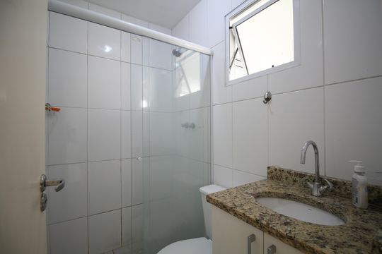 Banheiro da Suíte 2 de apartamento para alugar com 3 quartos, 87m² em Vila Andrade, São Paulo