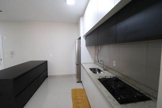 Cozinha de apartamento para alugar com 3 quartos, 96m² em Morada da Colina, Uberlândia