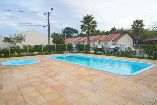 Área comum - Piscina de casa de condomínio à venda com 3 quartos, 55m² em Feitoria, São Leopoldo