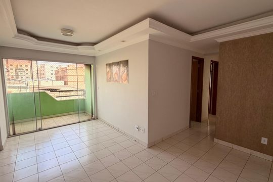Apartamento à venda com 3 quartos, 77m² em Setor dos Afonsos, Goiânia