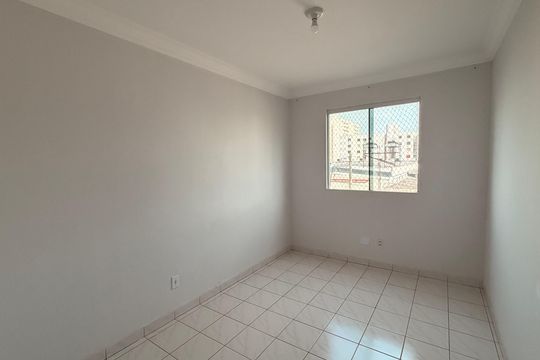 Apartamento à venda com 3 quartos, 77m² em Setor dos Afonsos, Goiânia