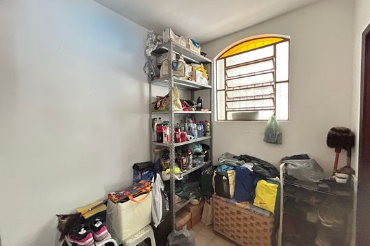 Quarto de Serviço de casa à venda com 6 quartos, 341m² em Vila Valqueire, Rio de Janeiro