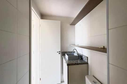 Banheiro de apartamento à venda com 1 quarto, 31m² em Vila Palmeiras, São Paulo