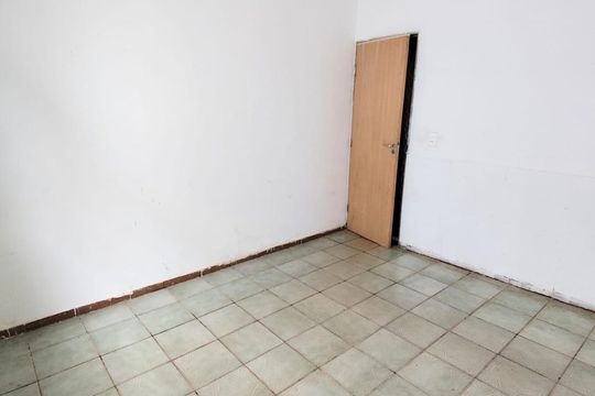 Quarto de casa à venda com 4 quartos, 200m² em Jardim Caravelas, Goiânia