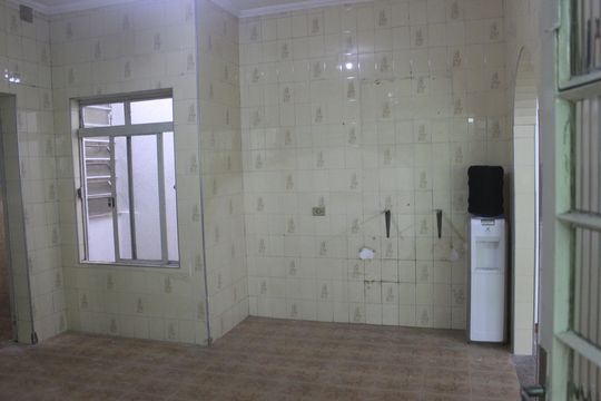 Cozinha de casa à venda com 2 quartos, 134m² em Jardim Tabatinga, Guarulhos