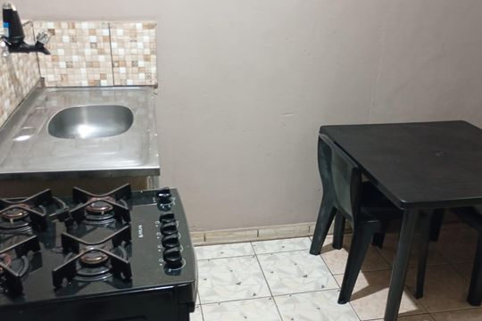 Cozinha de kitnet/studio para alugar com 1 quarto, 30m² em Jardim Caiçara, Cabo Frio