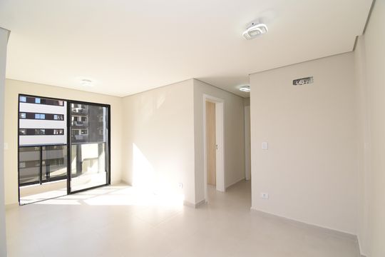 Apartamento à venda com 2 quartos, 53m² em Campina do Siqueira, Curitiba