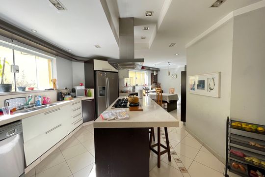 Cozinha de casa à venda com 5 quartos, 650m² em Parque dos Principes, São Paulo