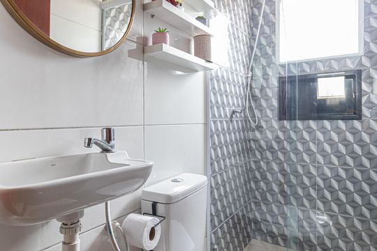 Banheiro de apartamento para alugar com 1 quarto, 30m² em Jardim Aricanduva, São Paulo