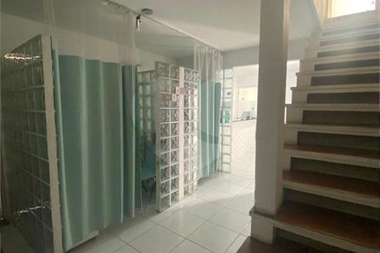 Casa à venda com 11 quartos, 302m² em Santana, São Paulo
