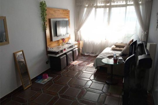 Casa à venda com 4 quartos, 127m² em Vila Clara, São Paulo
