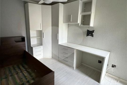 Casa à venda com 3 quartos, 127m² em Guaíra, Curitiba