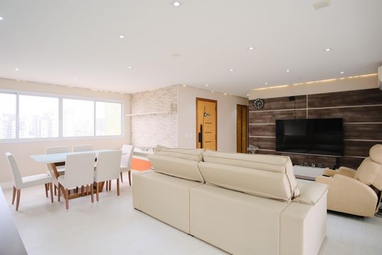 Apartamento para alugar com 4 quartos, 180m² em Parque São Jorge, São Paulo