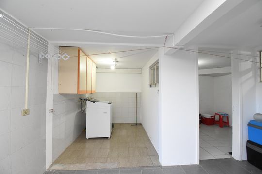 Área de Serviço de casa para alugar com 3 quartos, 166m² em Ahú, Curitiba