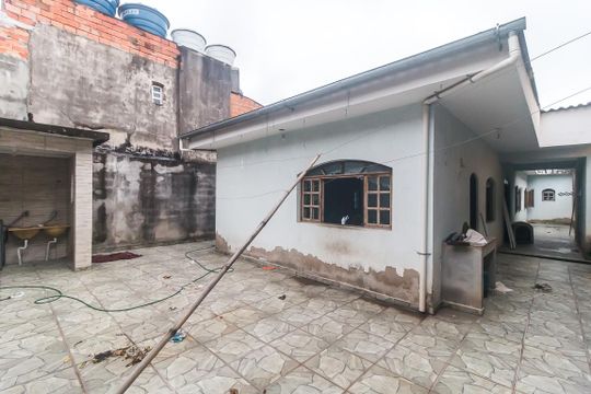 Quintal de casa para alugar com 3 quartos, 152m² em Jardim Santa Luiza, Poá