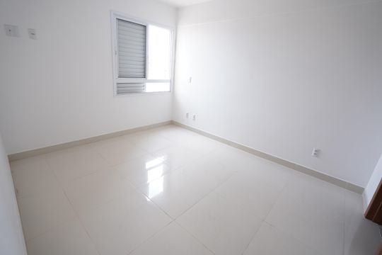 Apartamento à venda com 3 quartos, 76m² em Jardim Europa, Goiânia